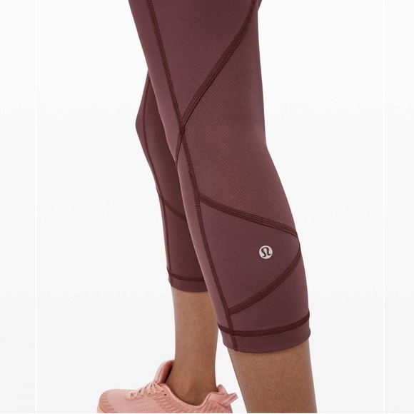 Lululemon Pace Rival Crop *22"
Cherry Cola - Picture 5 of 10